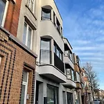 Chic, Luxe Loftstijl In * אוסטנדה