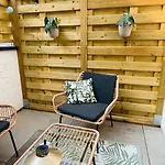 Chic, Luxe Loftstijl In דירה
