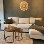 Chic, Luxe Loftstijl In דירה *