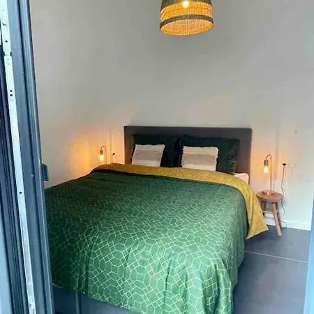 아파트 Chic, Luxe Loftstijl In 오스텐드