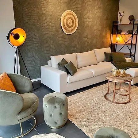 Appartement Chic, Luxe Loftstijl In Ostende