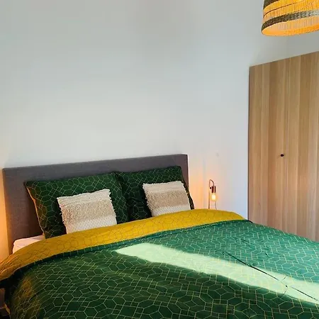 Chic, Luxe Loftstijl In Apartment