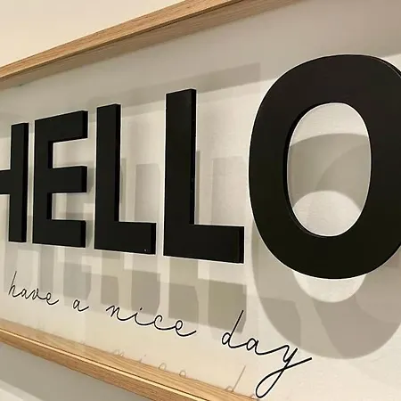 Chic, Luxe Loftstijl In Апартаменти Остенде