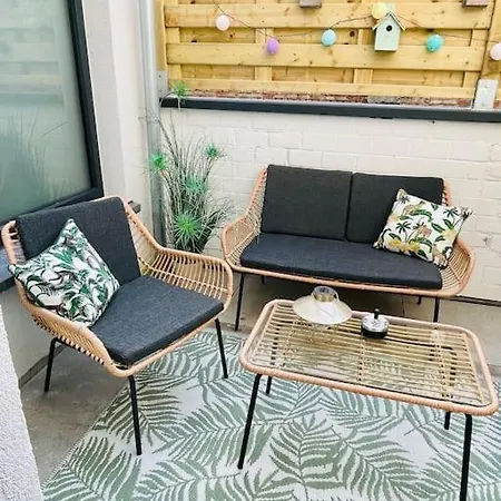 아파트 Chic, Luxe Loftstijl In *