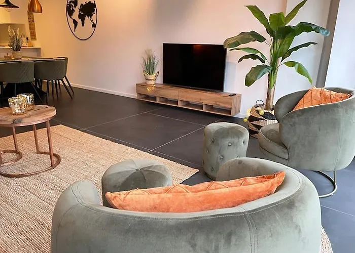 Chic, Luxe Loftstijl In Appartement