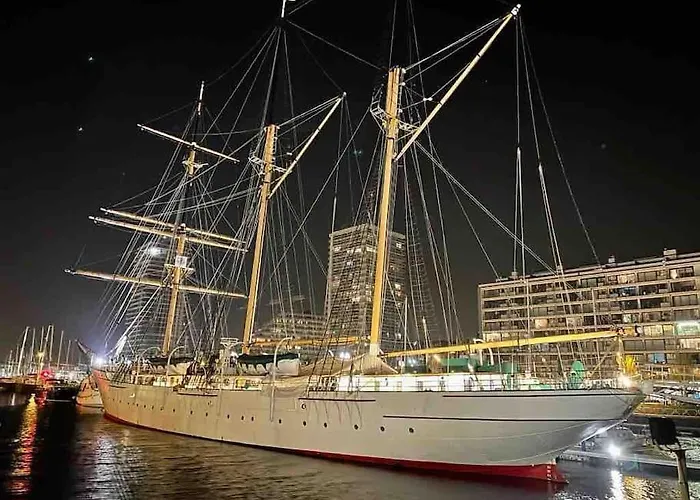 Appartement Chic, Luxe Loftstijl In Oostende