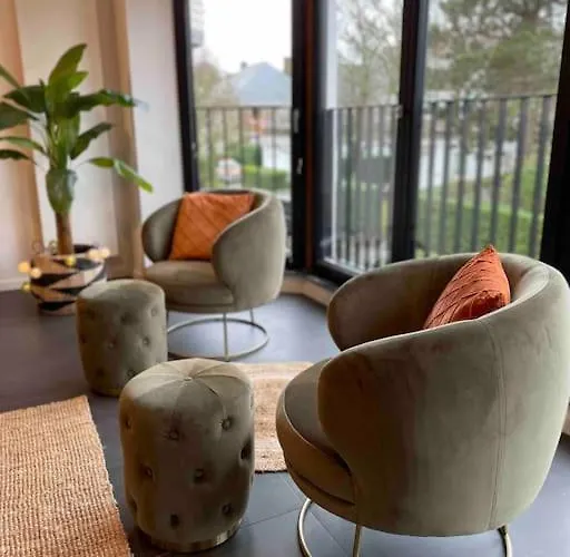 Chic, Luxe Loftstijl In Appartement