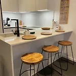 Chic, Luxe Loftstijl In Appartement Ostende