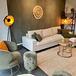 Appartement Chic, Luxe Loftstijl In Ostende