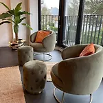 Chic, Luxe Loftstijl In Appartement *