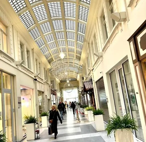 Chic, Luxe Loftstijl In Apartman *