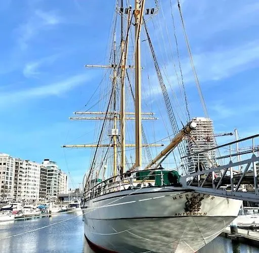 Chic, Luxe Loftstijl In Apartman