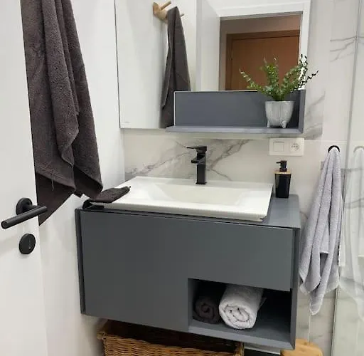 Chic, Luxe Loftstijl In Apartman *